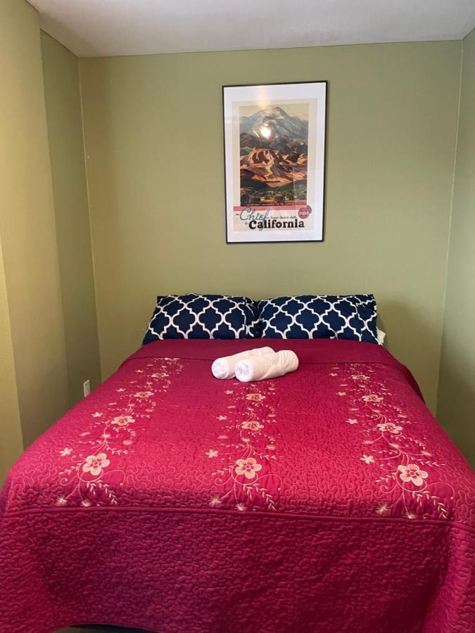 Private Room In Los Angeles With Wifi, Tv, And View Of Hollywood Sign & Shared Kitchen Экстерьер фото