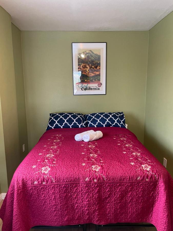 Private Room In Los Angeles With Wifi, Tv, And View Of Hollywood Sign & Shared Kitchen Экстерьер фото